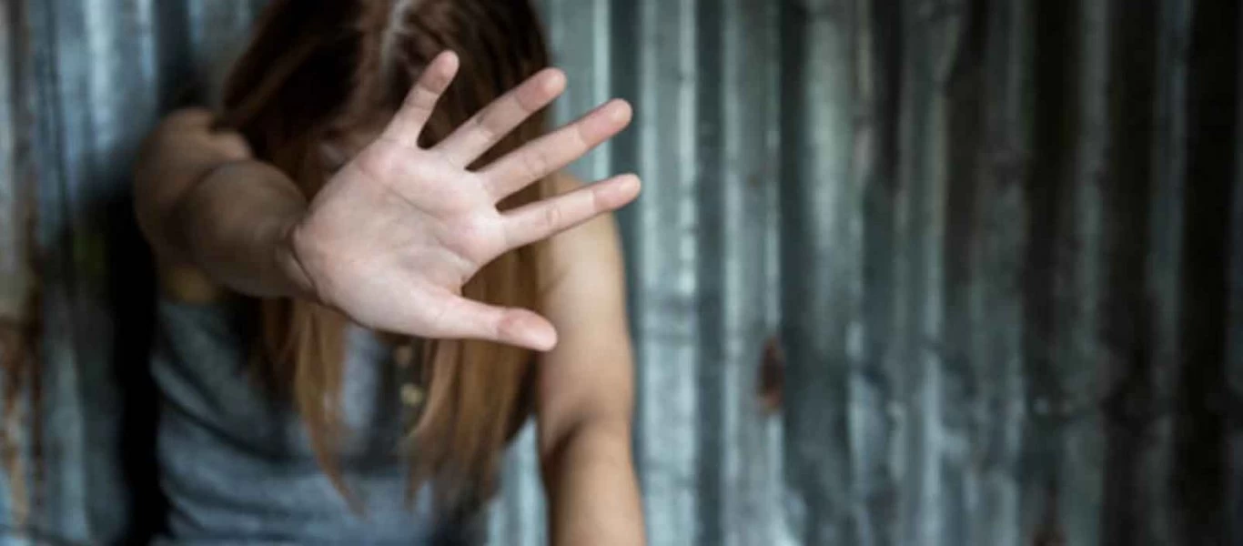 Ρόδος: Ποινή φυλάκισης 14 ετών στον πατέρα που έδερνε τις κόρες του και τη σύζυγό του